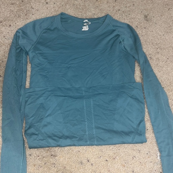 lulu Long sleeve swiftly tee - Picture 2 of 2